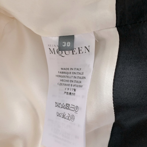 Alexander McQueen ivory black runway coat NWT - Picture 5 of 7